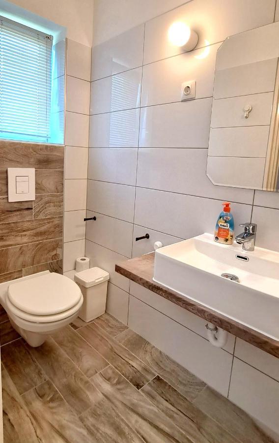 Forestine Guesthouse Heviz Bagian luar foto
